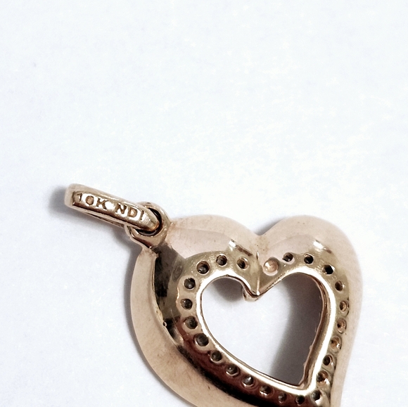 10K Rose Gold Diamond Heart ❤️ Pendant - Picture 6 of 7